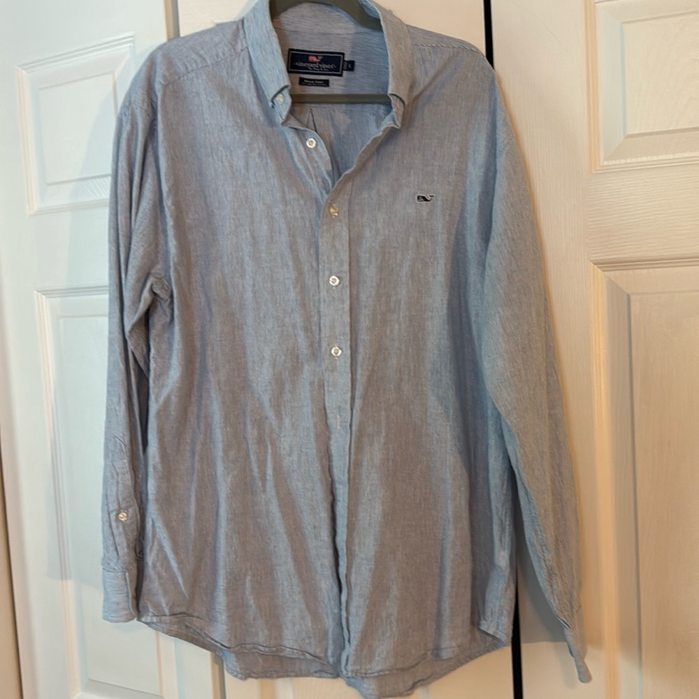 Vineyard Vines Button Down - image 1